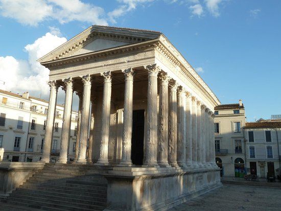 Maison Carree